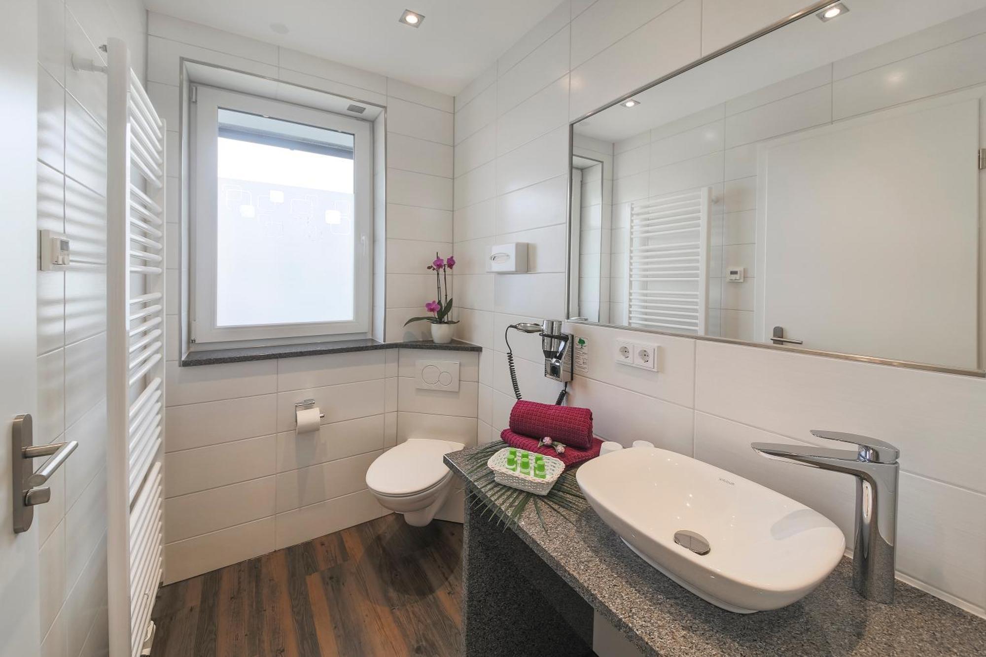 Hotel Gaestehaus Stock Zimmer Trueffeleckle ฟรีดริชส์ฮาเฟน ภายนอก รูปภาพ